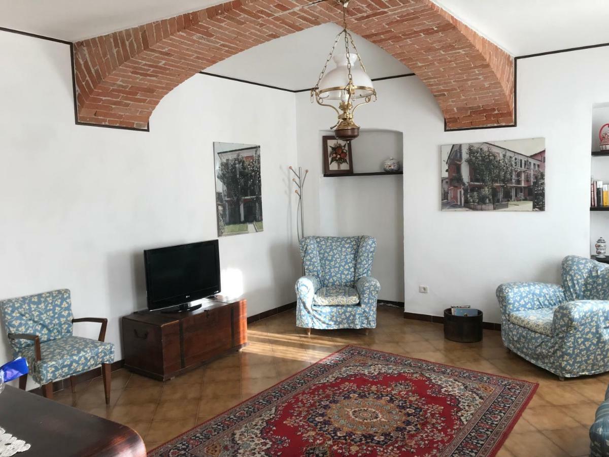 Bed & Roses “Gege” Apartment Ла Мора Екстериор снимка