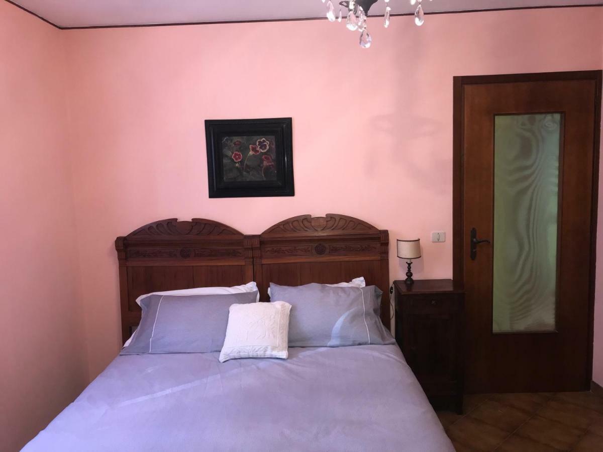 Bed & Roses “Gege” Apartment Ла Мора Екстериор снимка
