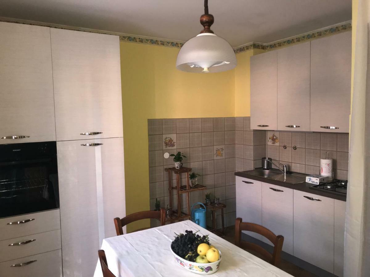 Bed & Roses “Gege” Apartment Ла Мора Екстериор снимка