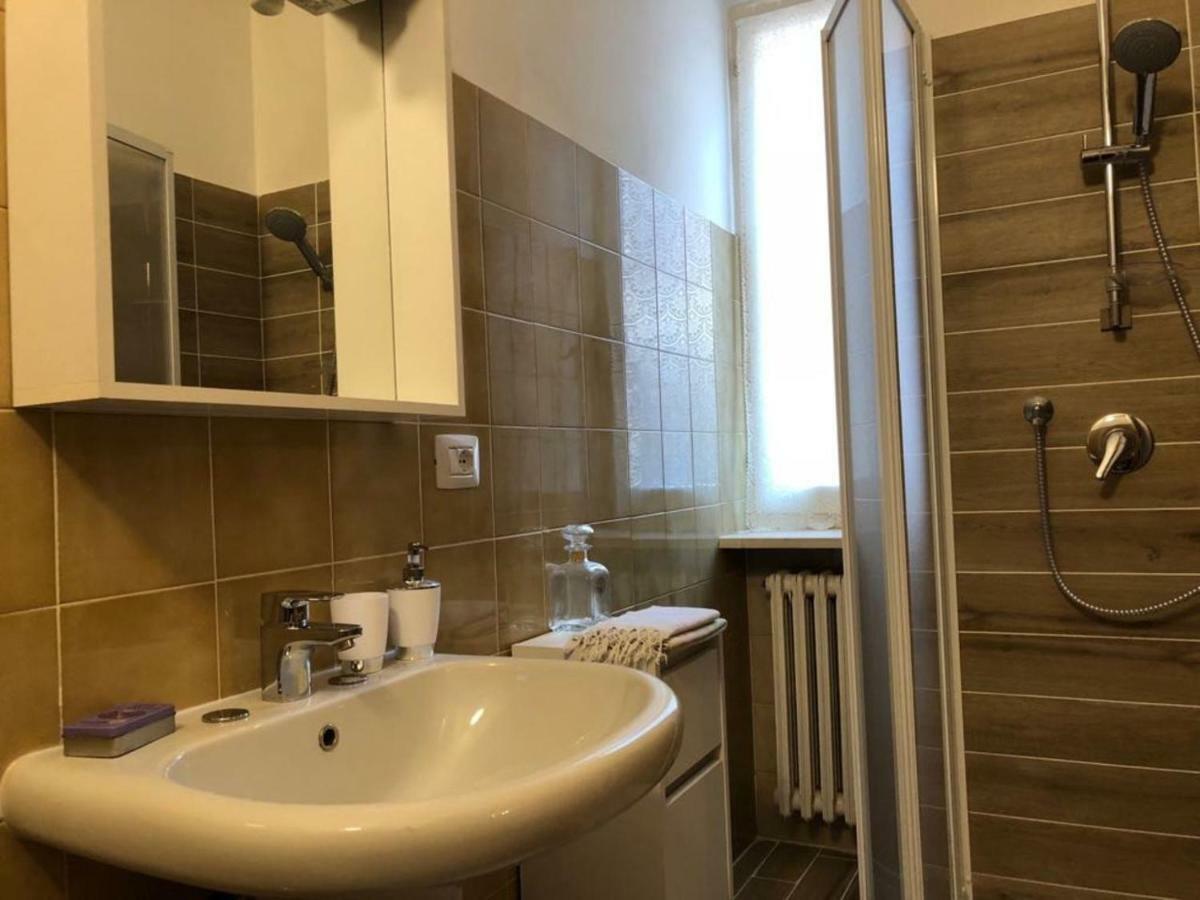 Bed & Roses “Gege” Apartment Ла Мора Екстериор снимка